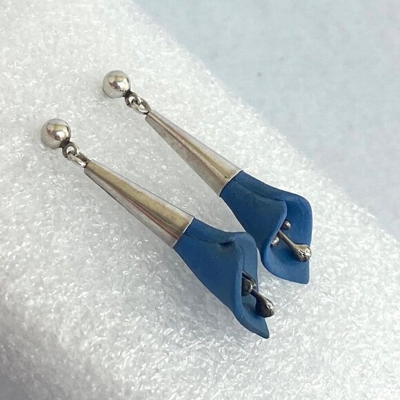 Sterling Silver 925 1.5" Blue Resin 3D Calla Lily Floral Flower Dangle Earrings - Picture 7 of 16